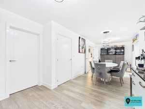 Kitchen/Diner - click for photo gallery